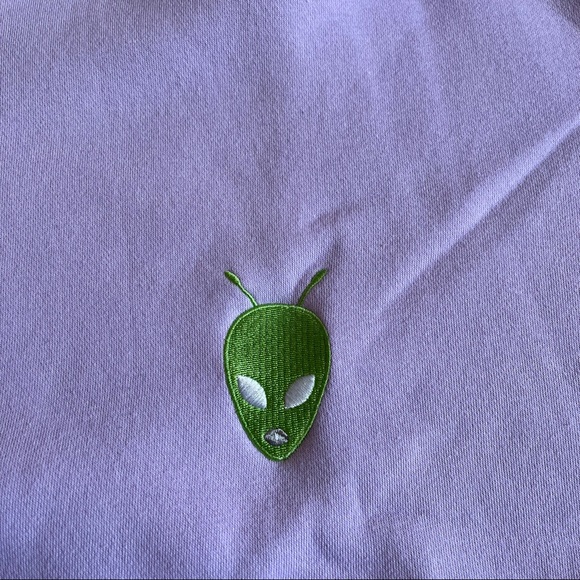 EUC Women’s Girls From Venus Alien Hoodie size Medium in Lilac - Picture 6 of 6